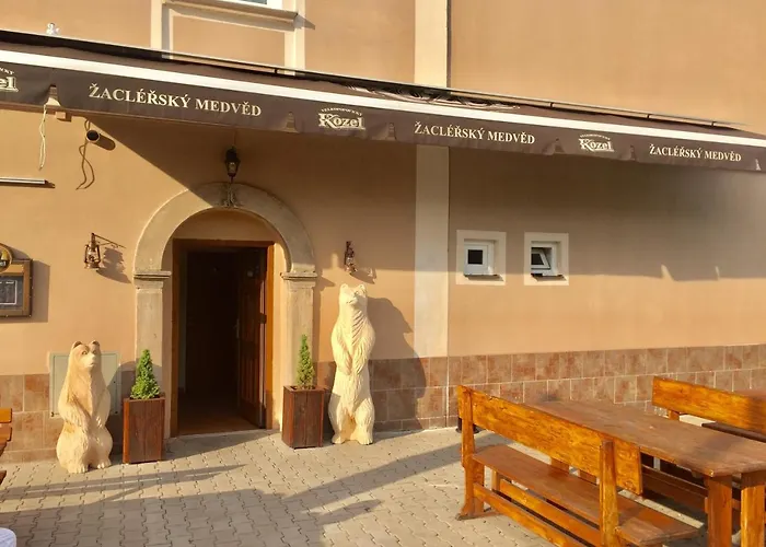 Zaclersky Medved Casa de hóspedes Žacléř